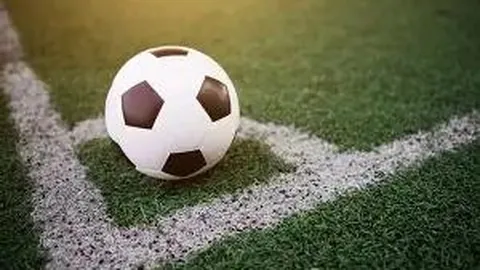 巴塞罗那连胜势头强劲，以3-0完胜奥萨苏纳，继续领跑积分榜